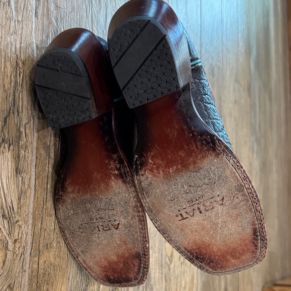 Ariat Black Leather Western Boots - Picture 3 of 6